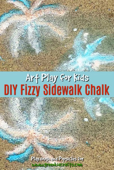 DIY sidewalk chalk that gets fizzy on the sidewalk. Make your own sidewalk chalk for outdoor play with this easy chalk diy... Chalk Fireworks, Diy Sidewalk Chalk, Diy Sidewalk, July Art, Kid Friendly Crafts, Art Projects For Kids, 2018 Calendar, Toddler Quiet Book, Sidewalk Chalk