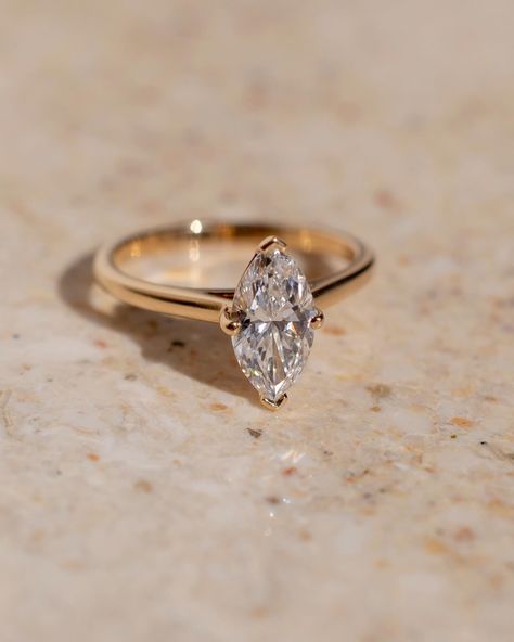 Marquise engagement ring gold