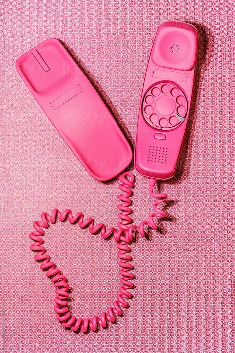 Aesthetic Landline Phone, Retro Telephone Aesthetic, Pink Landline Phone, Pink Phone Photoshoot, Pink Telephone Aesthetic, Pink Old Phone, Old Telephone Aesthetic, Retro Phone Aesthetic, Vintage Telephone Aesthetic