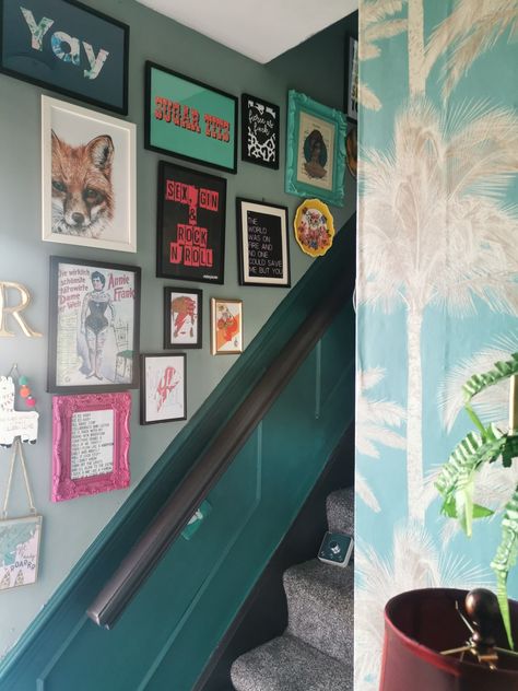 Hallway Ideas Funky, Maximalist Stairway, Small Hall Stairs And Landing Decor, Stairs Design Luxury, Stripe Mural, Stairwell Wall Ideas, Stairs And Landing Decor, Edwardian House Interior, Modern Stairs Design