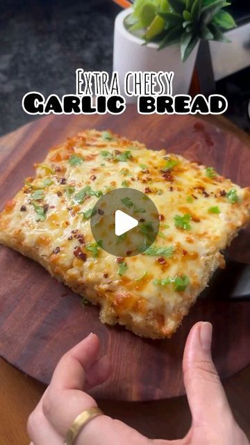 🧑‍🍳 S e C r E T  C H e F 🇮🇳 on Instagram: "Extra cheesy garlic bread

✅save the recipe and try it later

✅Recipe details:
✅garlic butter: take 15-20 garlic cloves in a pan and add some oil , fry then until golden brown
Transfer this into a blender by adding 2-3 tbsp of butter ,chilli flakes and oregano
Blend it coarsely

Now take pav ladi and cut it from the middle
Apply yetey garlic butter generously and top it up with some mozzarella cheese
Airfry it for 6-7 minutes until the cheese gets completely melted
Now spread some chilli oil and sprinkle some fresh coriander
Cut it into pieces and enjoy !

#garlicbread #garlicbreadrecipe #cheesegarlicbread #garlicbutter #cheeseparatha" Garlic Butter For Bread, Cheesy Garlic Bread Recipe, Pav Recipe, Spicy Snacks Recipes, Chilli Oil, Smoothie Recipes Healthy Breakfast, Garlic Cheese Bread, Garlic Bread Recipe, Cheesy Garlic Bread