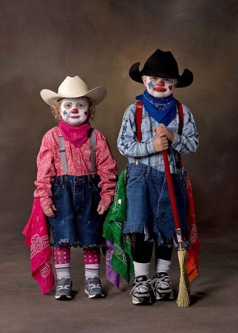 Rodeo Clowns!  My favorite costume, ever! Diy Halloween Costumes Boys, Rodeo Clown Costume, Halloween Costumes Boys, Clown Costume Diy, Cowgirl Halloween Costumes, Clown Costume Women, Rodeo Clown, Cowgirl Halloween Costume, Clown Costumes