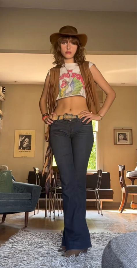 70s | fit inspo | cowgirl Gay Cowgirl Outfit, Boho Cowgirl Outfits, Butch Cowgirl, Alt Cowgirl Outfits, Hippie Cowgirl Outfits, 70s Cowgirl Aesthetic, 70s Country Fashion, Diy Cowgirl Outfit, 70s Western Aesthetic