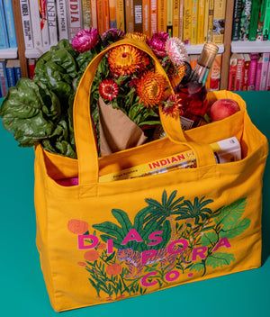 Haldi Doodh, Spice Company, Best Tote Bags, Single Origin, Textile Company, Market Tote, South Asia, Garden Tote, Phone Wallet