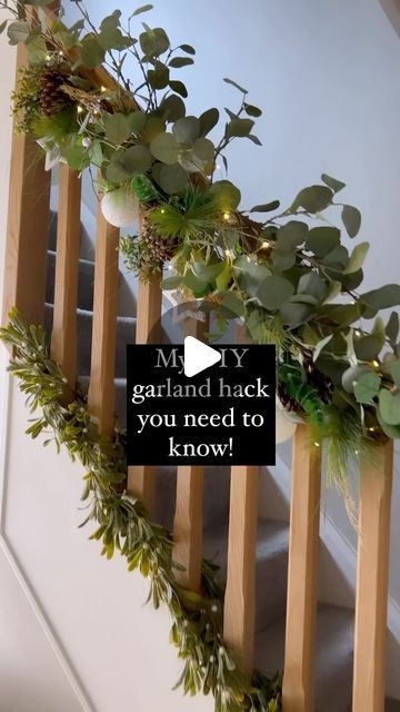 Garland On Stairs, Garland Hack, Stair Garland, Christmas Garland On Stairs, Christmas Stairs, Pinecone Garland, Diy Hack, Christmas Garlands, Pinecone Wreath