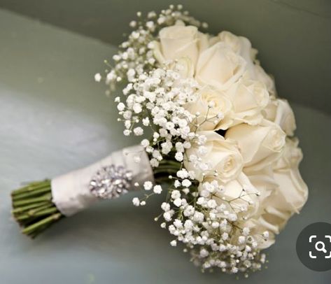 Champagne Wedding Flowers, Wedding Flowers Gypsophila, Simple Wedding Bouquets, Simple Bride, Bridal Bouquet Flowers, Babies Breath, Luxe Wedding, Whimsical Wonderland Weddings, Champagne Wedding