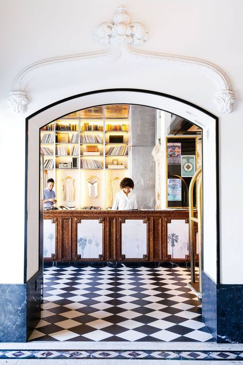 The 15 most beautiful hotel lobbies around the world | CN Traveller - checkerboard floor black and white with rustic reception desk Boutique Hotel Lobby, Cherry Wood Furniture, Hotel Lobby Design, Hotel Lobbies, Hotel Inspiration, Hotel Reception, Ace Hotel, Hotel Interior Design, Lobby Design