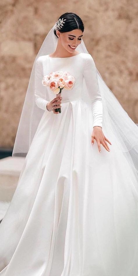 Simple Wedding Dress With Sleeves, Cheap Bridal Dresses, Simple Wedding Dresses, Western Wedding Dresses, High Neck Wedding Dress, Dresses Princess, Elegant Bride, Princess Wedding Dresses, Long Sleeve Wedding