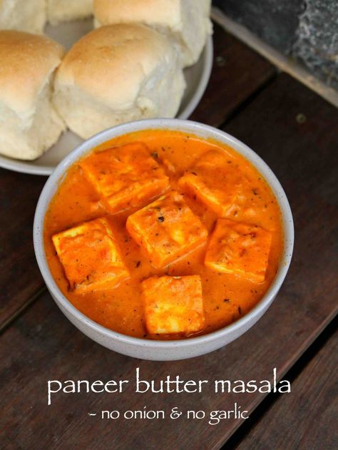 paneer jain recipes Paneer Curry, Paneer Butter Masala, Pepper Gravy, Jain Recipes, Butter Masala, Paneer Dishes, Spicy Snacks Recipes, Jeera Rice, Breakfast Recipes Indian