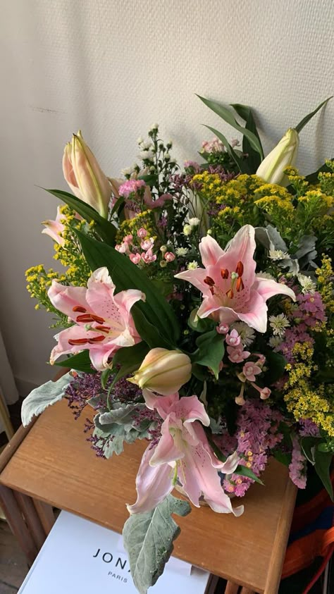 Boquette Flowers, Nothing But Flowers, Flower Therapy, Beautiful Bouquet Of Flowers, Beautiful Bouquet, Love Flowers, My Flower, Pretty Flowers, Aesthetic Art