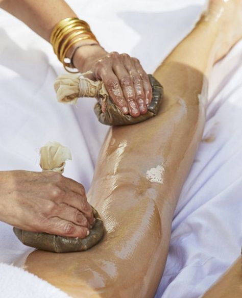 Out Of Body Experience Aesthetic, Back Massage Aesthetic, Massage Aesthetic Spa, Ayurvedic Aesthetic, Acupuncture Aesthetic, Holistic Healing Aesthetic, Massage Therapy Aesthetic, Ayurveda Aesthetic, Ayurveda Retreat