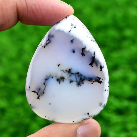 Opal Meaning, Crystal Structure, Dendritic Opal, Dendritic Agate, Energy Stones, Opal Bracelet, Opal Stone, Crown Chakra, Previous Life