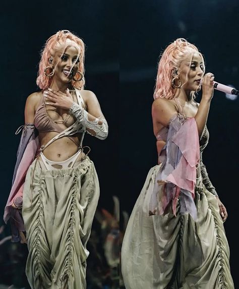 Edgy Festival Outfit, Doja Cat Outfits Concert, Summer Rave Outfits, Rave Fits, Edc Outfits, Preformance Outfits, Cat Halloween Costume, Coachella Outfit, Futuristic Fashion