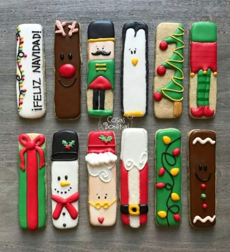 Stick Cookies, Christmas Decorated Cookies, Decorated Christmas Cookies, Decorating Icing, Cookie Sticks, Cake Decorating Icing, Icing Design, Winter Cookie, Roll Cookies