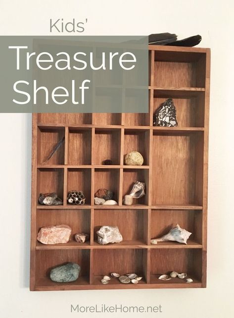 Shelf Collection Display, Knick Knack Shelf Ideas, Diy Knick Knack Shelf, Diy Trinket Shelf, Nature Shelf, Rustic Toys, Trinket Shelf, Shadow Box Shelves, Knick Knack Shelf