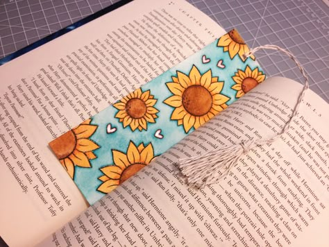 IMG_4909 | Chari Moss | Flickr Handmade Bookmarks Diy, Lawn Fawn Blog, Creative Bookmarks, Bookmark Craft, Watercolor Bookmarks, Cute Bookmarks, Diy Bookmarks, Book Markers, Watercolor Sunflower