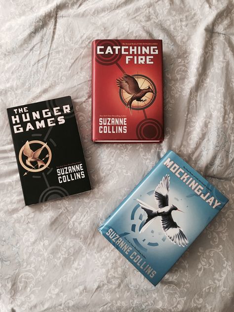 The Hunger Games Book Cover Aesthetic, Hunger Games Book Collection, Hunger Games Trilogy Books, The Hunger Games Book Series, Books Hunger Games, Hunger Games Book Aesthetic, Hunger Games Books Aesthetic, Hunger Games Book Cover, Hunger Games Book