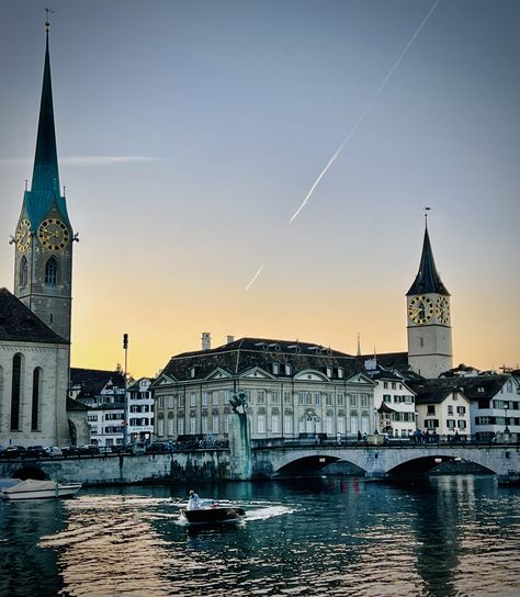 https://flic.kr/p/2nW5d2T | Zurich vibe | A great visit to Zurich in Switzerland. Took a walk along the river limmat and soaked up the late summer vibe. The city of Zurich, is a global center for banking and finance, lies at the north end of Lake Zurich in northern Switzerland. bit.ly/zurich_greentech More on Instagram: bit.ly/instagramlarsling Photo and video credit: Lars Ling linktr.ee/larsling All rights reserved (c) copyright Zurich Aesthetic, Banking And Finance, Lake Zurich, 2023 Vision, Countries To Visit, Zurich Switzerland, Video Credits, Late Summer, Zurich