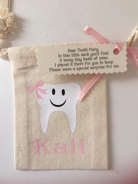 Tooth fairy bags (HTV) Homemade Towels, Fairy Pillows, Tooth Fairy Bag, Sublimation Crafts, Htv Projects, Tooth Pillow, Vinyl Gifts, Tooth Fairy Pillow, Htv Vinyl