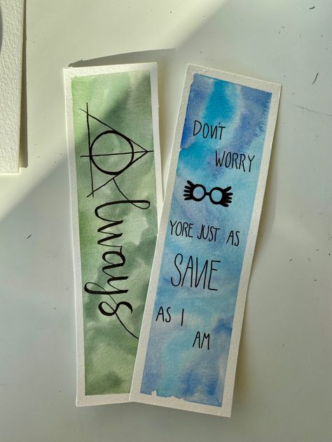 Cute Bookmarks Harry Potter, Harry Potter Inspired Bookmarks, Homemade Canvas Art Diy Ideas, Bookmarks Handmade Harry Potter, Harry Potter Book Marks Diy, Harry Potter Bookmark Ideas, Book Marks Diy Homemade, Harry Potter Book Marks, Diy Harry Potter Bookmarks