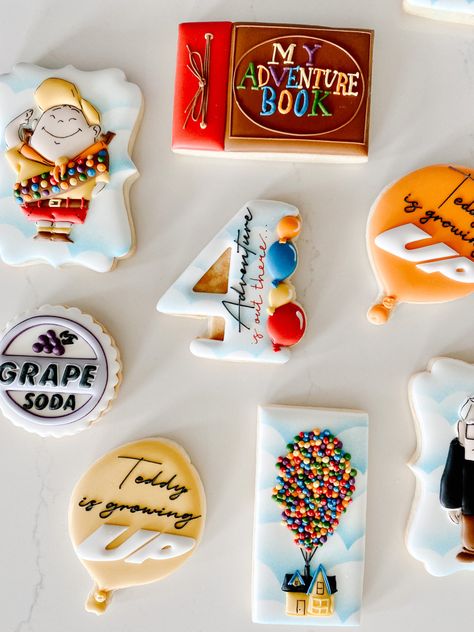 Up Cookies Pixar, Movie Theme First Birthday Party, Pixar Up Themed Party, Up 2nd Birthday Party, Disney Pixar Up Birthday Party, Pixar Up Cake, Up Theme Birthday Cake, Disney Theme Cookies, Up Movie Party Theme