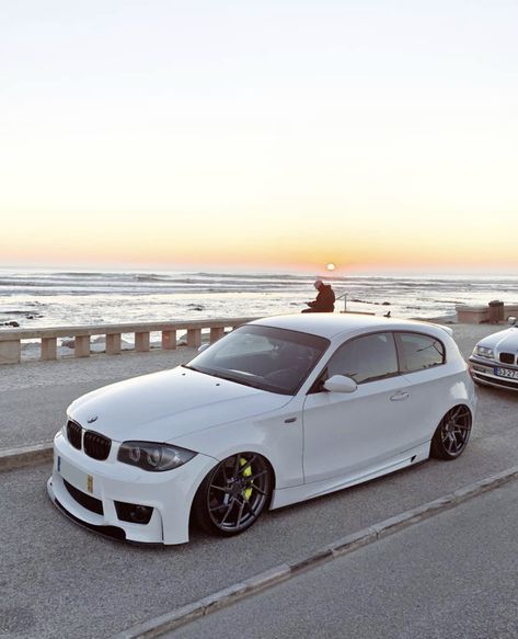 Bmw 116i, Bmw E87, White Cars, Rap Aesthetic, Bmw X1, White Car, Bmw 1 Series, Car Girl, Dream Car