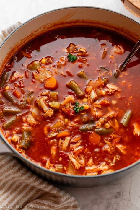 A tomato- and broth-based soup full of healthy vegetables and the delicate flavor and texture of lump blue crab, Maryland crab soup is a local staple that deserves to be shared far and wide. This is a generously seasoned family favorite, and welcomes many substitutions based on what you have on hand. Recipe on sallysbakingaddiction.com Crab Vegetable Soup, Md Crab Soup Recipe, Maryland Crab Soup, Crab Soup Recipes, Canned Crab Meat, She Crab Soup, Indian Soup, Slow Cooker Chicken Chili, Maryland Crabs