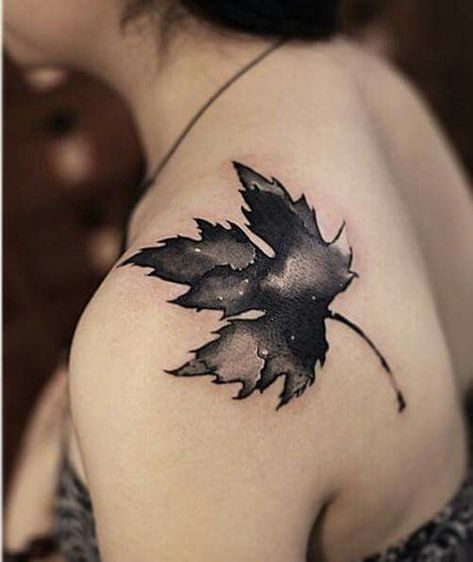 Maple Leaves Tattoo Design, Maple Leaf Meaning, Maple Leaf Tattoos, Fall Leaves Tattoo, Art Inspired Tattoos, Autumn Tattoo, Animal Tattoo Ideas, Basket Gifts, Inspired Tattoos