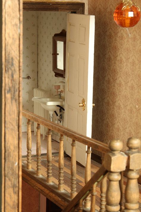 Newport Dollhouse, Victorian Dollhouse Bedroom, Tennyson Dollhouse, Victorian Dollhouse Interior, Front Porch Lighting, Doll House Wallpaper, Dollhouse Bedroom, Victorian Dollhouse, Modern Victorian