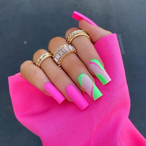 New Acrylic Nails Trends 2023, Green And Pink Nails, Her Nails, Color Nails, Bright Nails, Long Acrylic, Pink Acrylic Nails, Neon Nails, Coffin Nails Designs