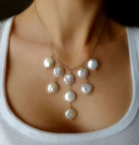 Statement Pearl Necklace, Pearl Bib Necklace, Dazzling Jewelry, Boho Turquoise, Diy Collier, Pearl Statement Necklace, Bridal Pearl Necklace, Pearl Necklace Wedding, Bold Necklace