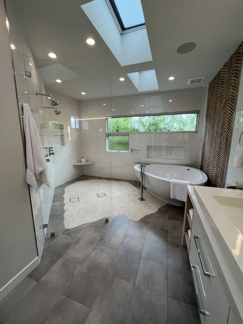 Open Concept Bathroom Master Baths, Closet And Bathroom Combo, Open Bathroom Concept, Open Concept Bathroom, Bathroom Big, Home Spa Room, Bathroom Redesign, Bathroom Tile Designs, Bathroom Design Luxury