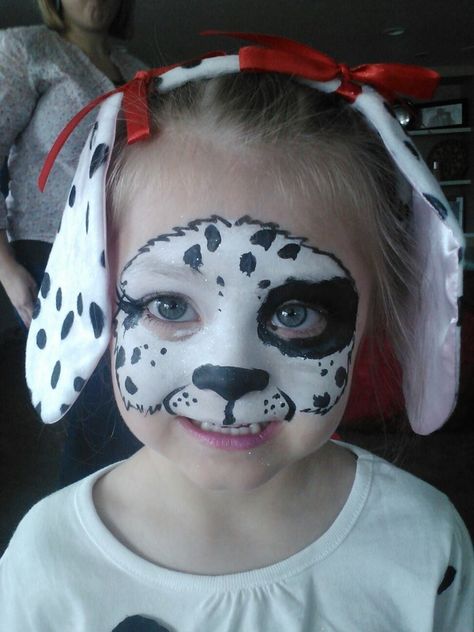 Dalmation Face Paint Kids Easy, Dalmatian Puppy Face Paint, Dalmation Face Paint Kids, Dalmatian Face Paint Kids, Dalmatian Makeup Kids, Dalmatian Face Paint, Halloween Face Paint Kids, Dalmation Face Paint, Dalmation Makeup