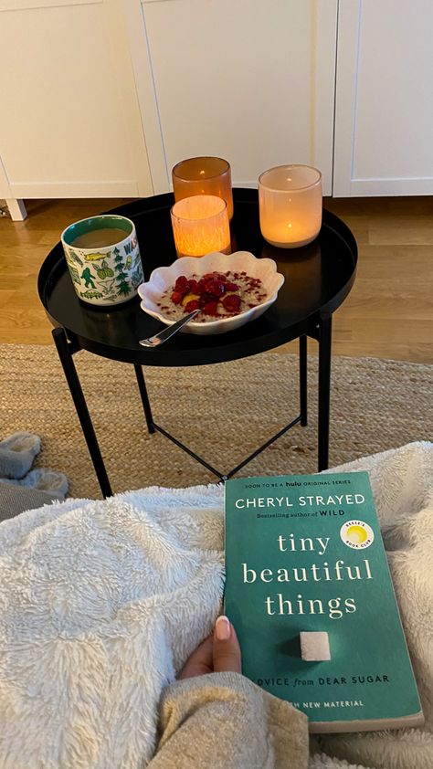 Slow Mornings Aesthetic, Lazy Morning Aesthetic, Slow Down Aesthetic, Aesthetic Reading Pictures, Breakfast Aesthetic Mornings, Slow Morning Aesthetic, Sunday Morning Aesthetic, Early Morning Aesthetic, Morning Routine Breakfast