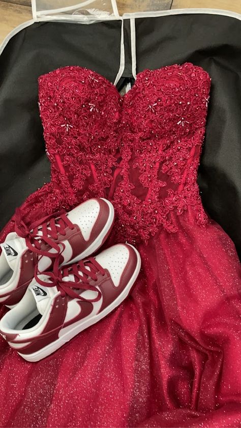 Strapless Red ballgown, very sparkly + low rise, custom Nike Dunks. Red Prom Dress With Sneakers, Grad Dresses Grade 8 Red, Grad Dresses Grade 8, Sneakerball Party Outfits, Sneakerball Party, Custom Nike Dunks, Red Ballgown, Graduation Pictures Outfits, Sparkly Red Dress