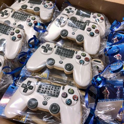 Cookievonster on Instagram: “Try taking away their #ps4  controller or these PS4 controller #decoratedcookies off their hands, both impossible! 🎮 #cookiesofinstagram…” Playstation Party Ideas, Ps5 Birthday Party Ideas, Play Station Party Ideas, Playstation Cookies, Playstation Birthday Party Ideas, Gamer Treats, Gamers Party Ideas, Video Game Birthday Party Decorations, Playstation Party