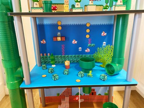 DIY Super Mario Playhouse - Fish land Diy Mario Playhouse, Super Mario Playhouse, Mario Dollhouse, Mario Playhouse, Mario Garden, Mario House, Barn Rum, Lego Station, Nintendo Room