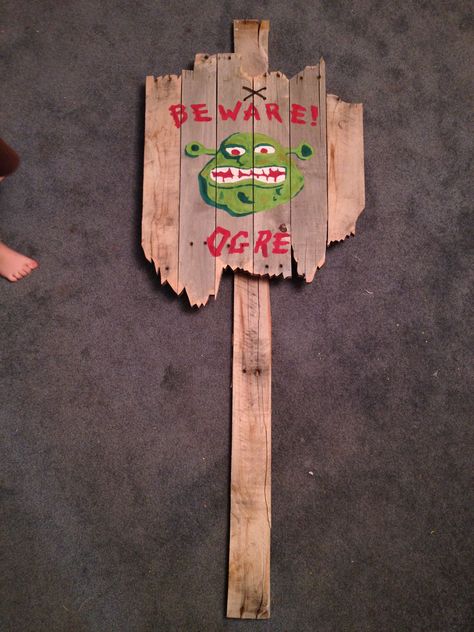 Beware of ogre sign I made from pallets. I painted it with my kids washable paints which turned out to be a mistake as it's fading in the sun.  Toll paint next go around Shrek Costume, Made From Pallets, Bday Party Theme, Candyland Decorations, Trunk Or Treat, Theme Halloween, 20th Birthday, Go Around, Candy Land Christmas