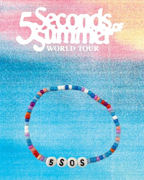 5sos Concert Outfit, 5sos Concert, Pony Bead Bracelets, Bracelet Organizer, Friendship Bracelets Designs, Handmade Jewelry Tutorials, Jewelry Accessories Ideas, Diy Crafts Jewelry, Beaded Accessories