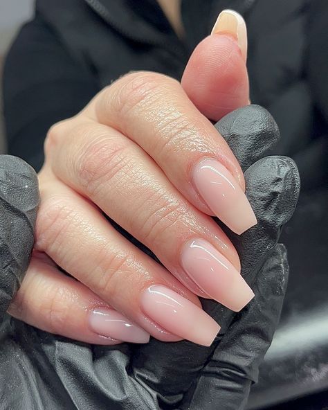 Nails With No Tips, Nude Square Nails, Nude Fall Nails, Nail Sparkle, Trendy Nail Designs, Gold Nail Art, Square Nail Designs, Nude Nail Designs, Trendy Nail