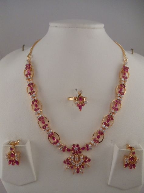 Indian rubies | Indian Jewelry Ruby and Emerald Gemstone Necklaces Latest Ruby Necklace Designs, Ruby Necklace Indian Gold, Bangel Design, Ruby Stone Necklace, Loose Bracelet, Gold Necklace Design, Diamond Gold Necklace, Ruby Necklace Designs, Gold Ruby Necklace