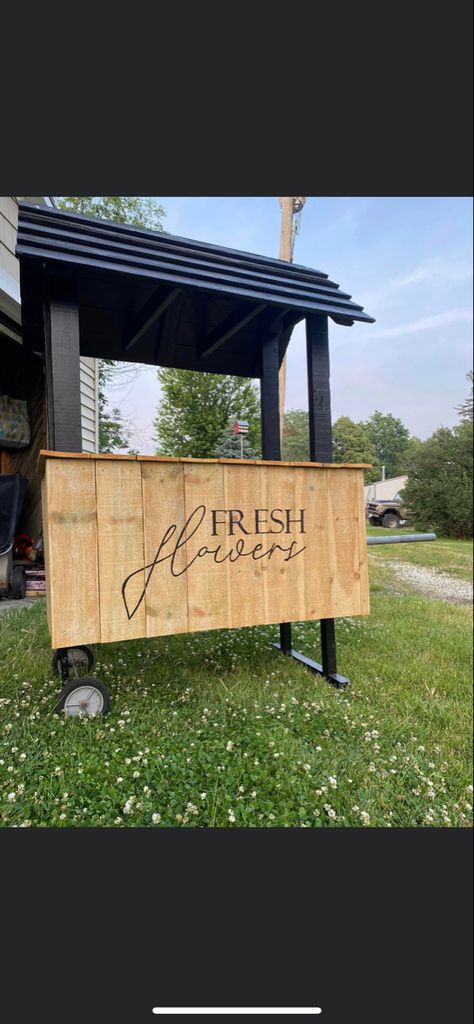 Flower Honesty Stand, Honesty Box Roadside, Fresh Flower Stand, Road Side Flower Stand, Roadside Flower Stand Ideas, Flower Farm Stand, Farm Stand Ideas, Flower Stand, Standing Signage