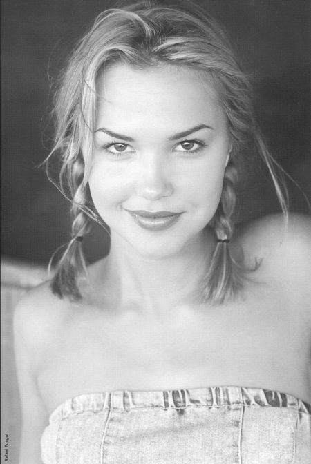 Arielle Kebbel, John Tucker, The Uninvited, Keira Knightley, Badass Women, Charlize Theron, Vintage Pinup, Woman Crush, Woman Face