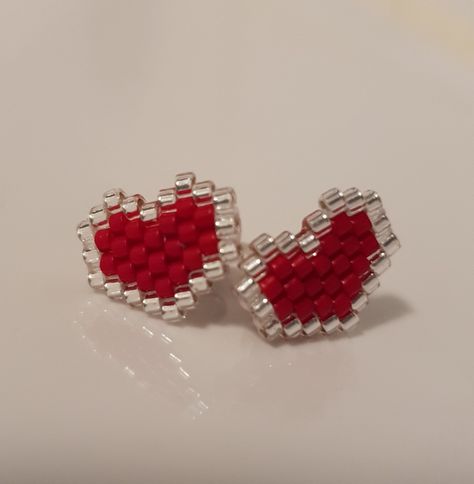 Brick Stitch Heart Pattern, Miyuki Beads Pattern Brick Stitch, Brick Stitch Heart, Heart Brick Stitch, Beaded Heart Earrings, Miyuki Earrings, Miyuki Beads Pattern, Seed Bead Crafts, Art Perle