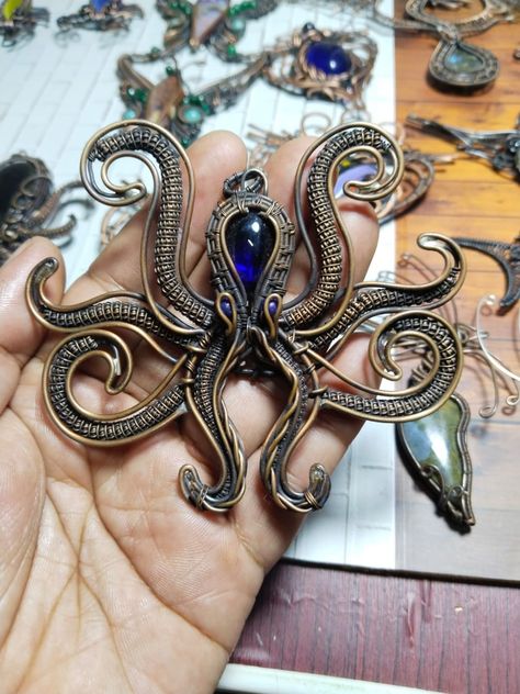 Copper Wire Crafts, Steampunk Festival, Wire Craft, Wire Wrap Jewelry Designs, The Octopus, Wire Jewelry Designs, Beaded Jewels, Beaded Jewelry Tutorials, Beaded Jewelry Designs