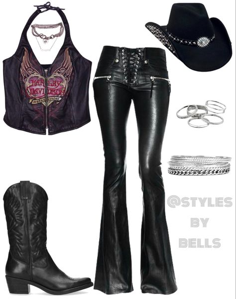 @stylesbybells on insta 🖤 Coyote Ugly Outfit, Capricorn Fashion, Updated Outfits, Beyonce Concert, Coyote Ugly, Rock Star Outfit, Ugly Outfits, Cowgirl Style Outfits, Calgary Stampede