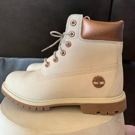 Timberland boots size 8.5 women. Timberland Boots Style, Boots Style, Timberland Shoes, Boots Womens, Timberland Boots, Rose Gold, Off White, Cream, Boots