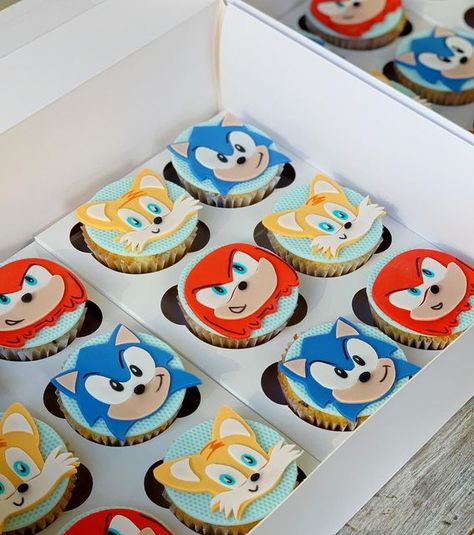 Sonic Party Packs, Sonic Cupcake Cakes Pull Apart, Sonic Cupcakes Birthdays, Sonic Cupcakes Ideas, Cupcakes Sonic Birthday, Sonic Cupcake Cake, Sonic Cupcakes For Boys, Sonic Cake Pops, Cupcake Sonic