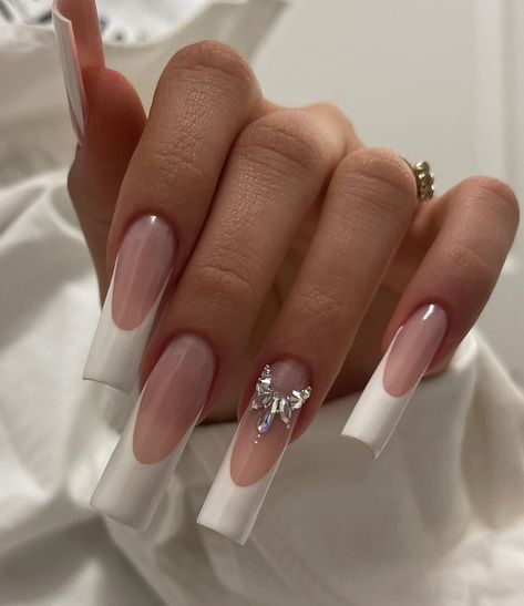 Neutral Nails Acrylic, Stilleto Nails Designs, Silver Nail Designs, Pink Gel Nails, Girly Acrylic Nails, Classy Acrylic Nails, Long Acrylic Nails Coffin, Kawaii Nails, Pink Acrylic Nails