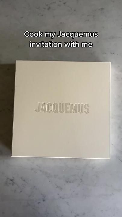 @Jacquemus x @GaleriesLafayette 🫶🏻 | TikTok Jacquemus Packaging, Jacquemus Branding, Box Packaging, Packaging Design, Branding, Packaging, Quick Saves, Design